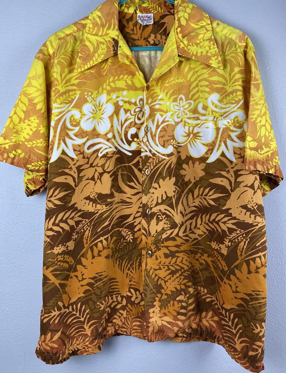Vtg Barefoot In Paradise Mns L Hawaii Bright SS Shirt Button Up Dagger Collar